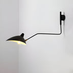 Applique con braccio snodato – Design elegante e senza tempo per camera da letto e ufficio