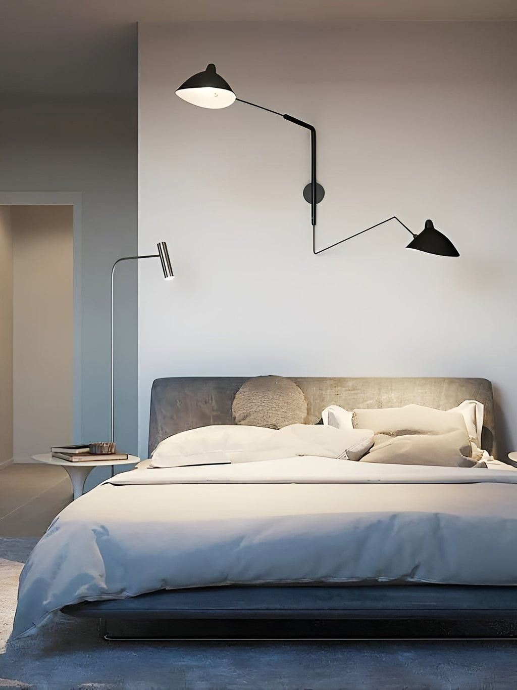 Applique con braccio snodato – Design elegante e senza tempo per camera da letto e ufficio