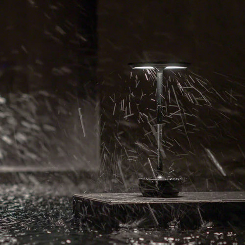 NordicaLight - Lampada da tavolo wireless per un'illuminazione elegante