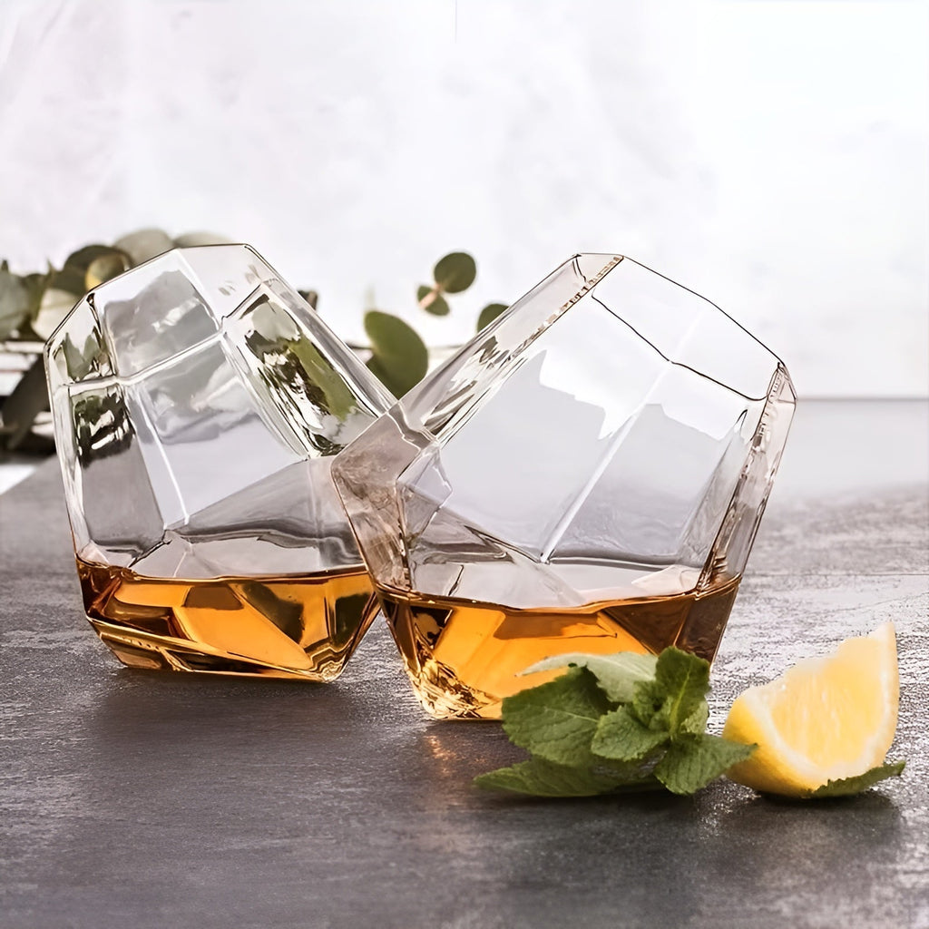 Set di bicchieri da whisky (4–6 pezzi) – Elegante design a diamante senza stelo | Perfetto per whisky, vino e cocktail