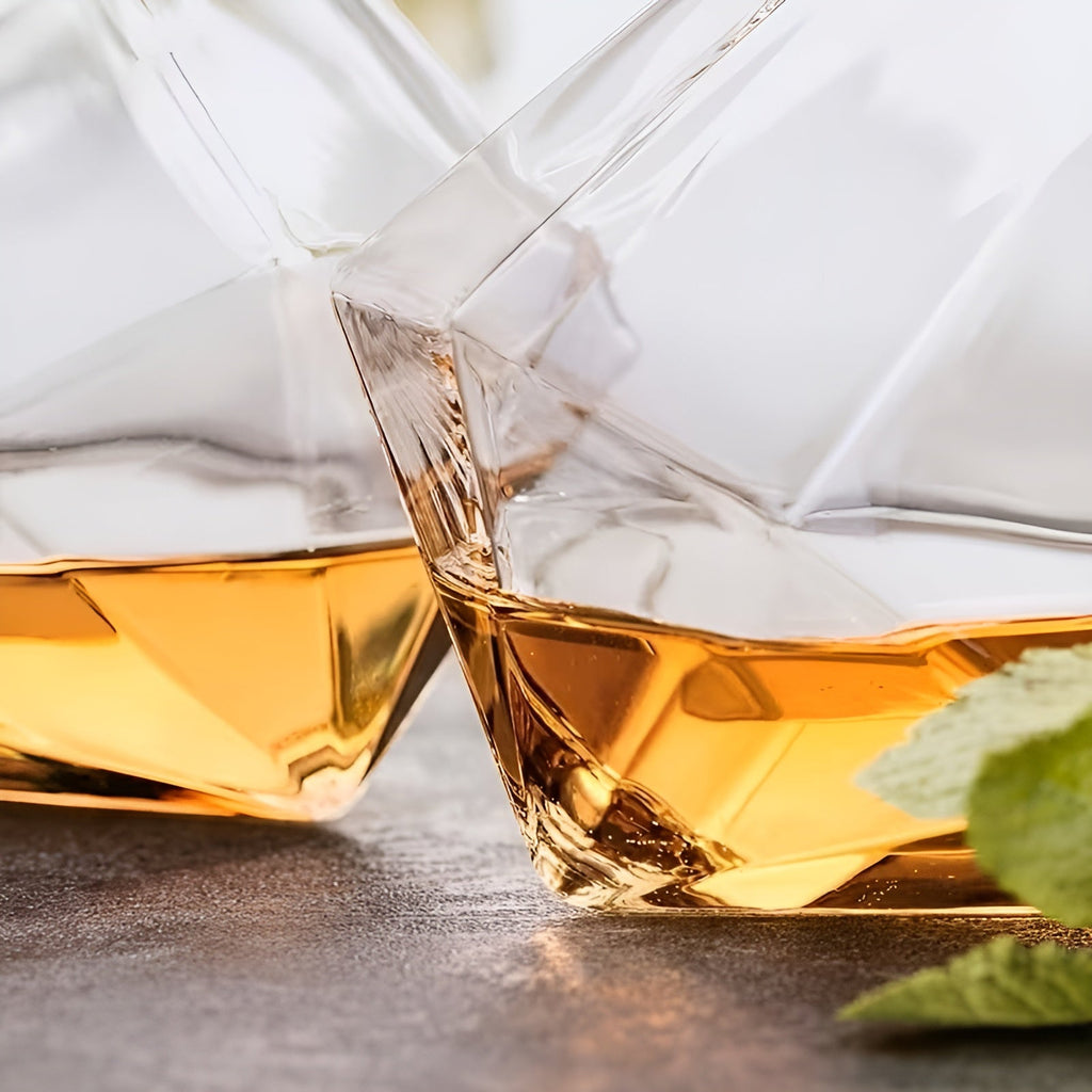Set di bicchieri da whisky (4–6 pezzi) – Elegante design a diamante senza stelo | Perfetto per whisky, vino e cocktail