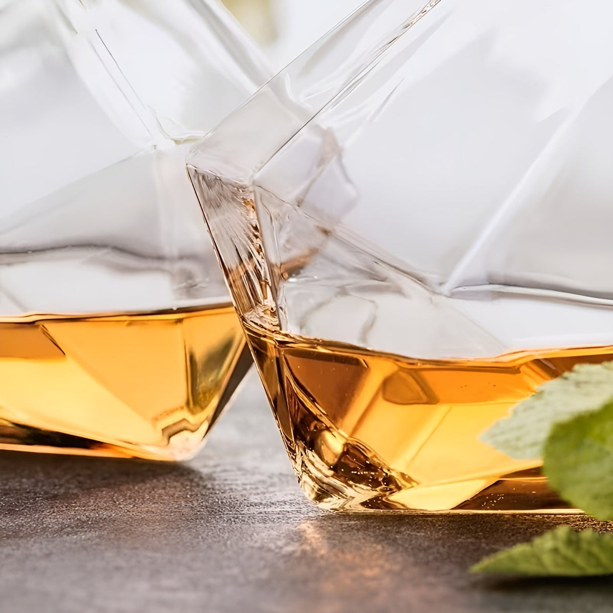 Set di bicchieri da whisky (4–6 pezzi) – Elegante design a diamante senza stelo | Perfetto per whisky, vino e cocktail