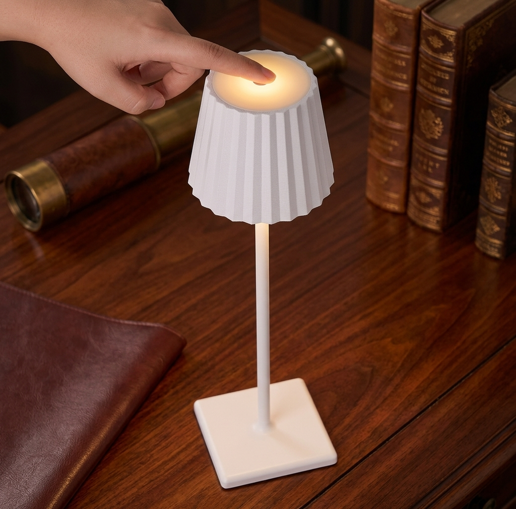 Lampada da Tavolo LED Dimmerabile Senza Fili Impermeabile Moderna Ricaricabile