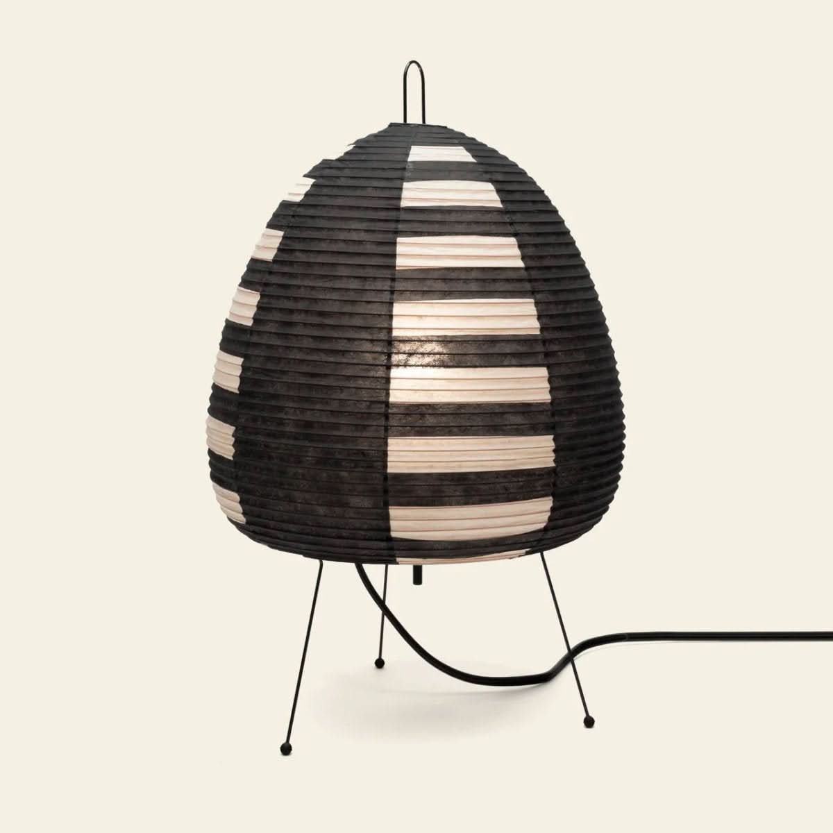 Zenora – Lampada da tavolo in carta di riso con design giapponese wabi-sabi